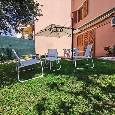 N172 - Numana, meraviglioso trilocale con giardino Sirolo Esterno foto
