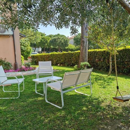 N172 - Numana, meraviglioso trilocale con giardino Sirolo Esterno foto