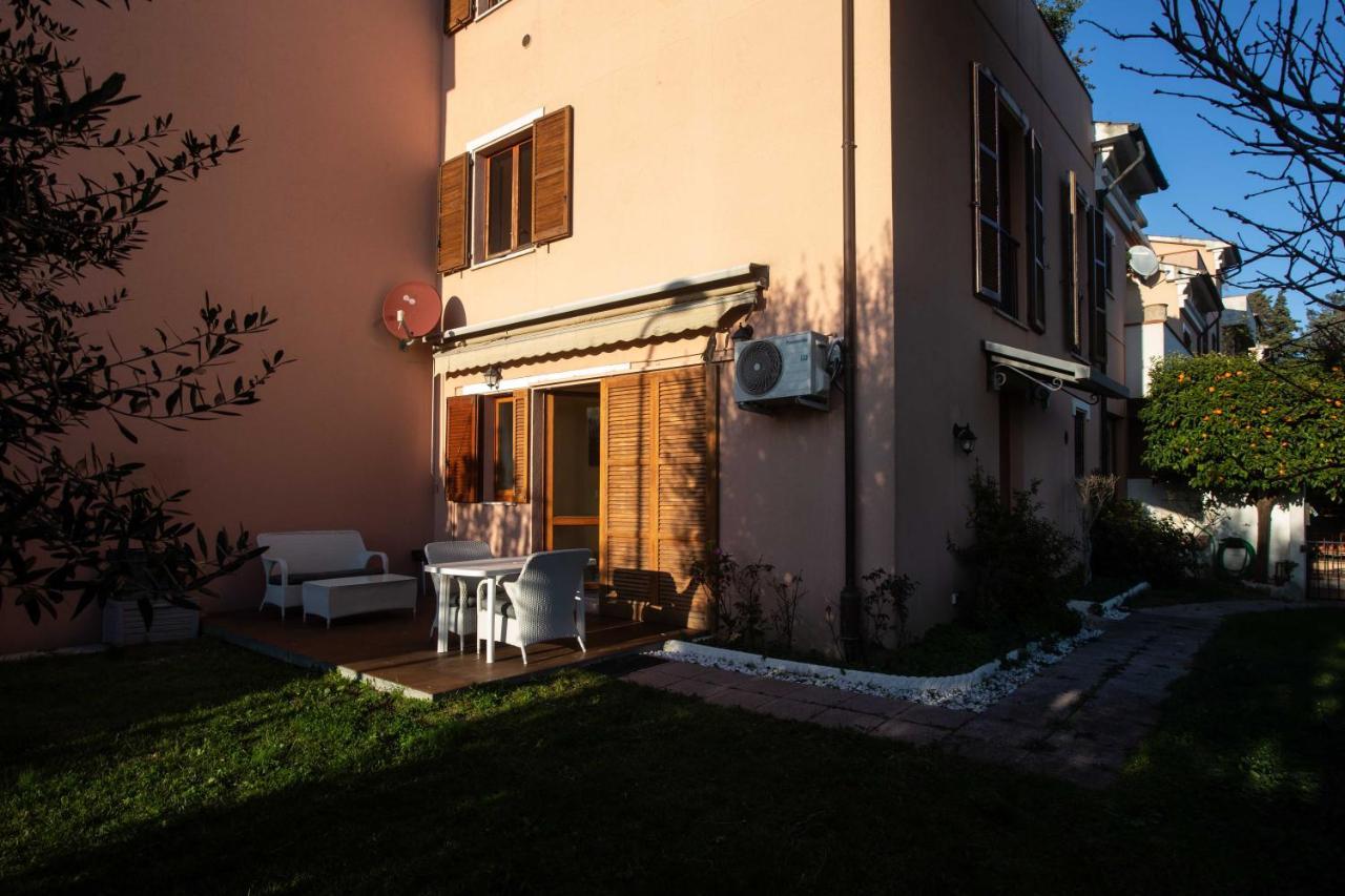 N172 - Numana, meraviglioso trilocale con giardino Sirolo Esterno foto