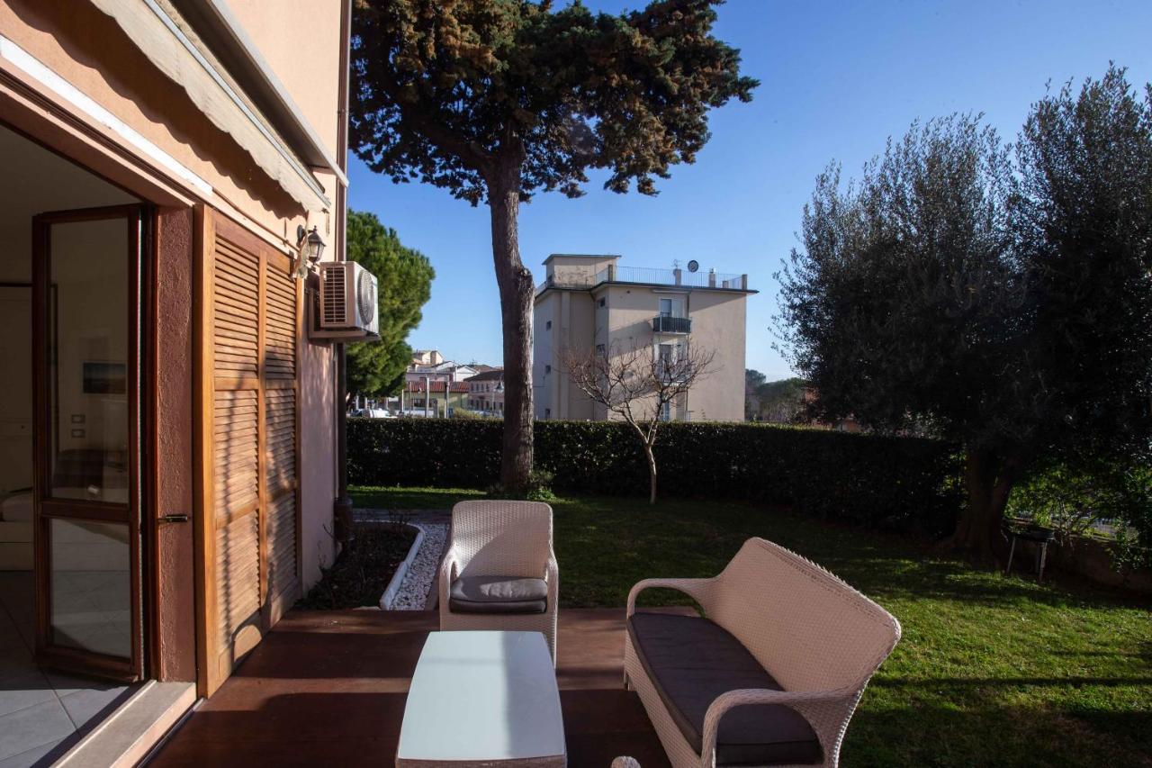 N172 - Numana, meraviglioso trilocale con giardino Sirolo Esterno foto