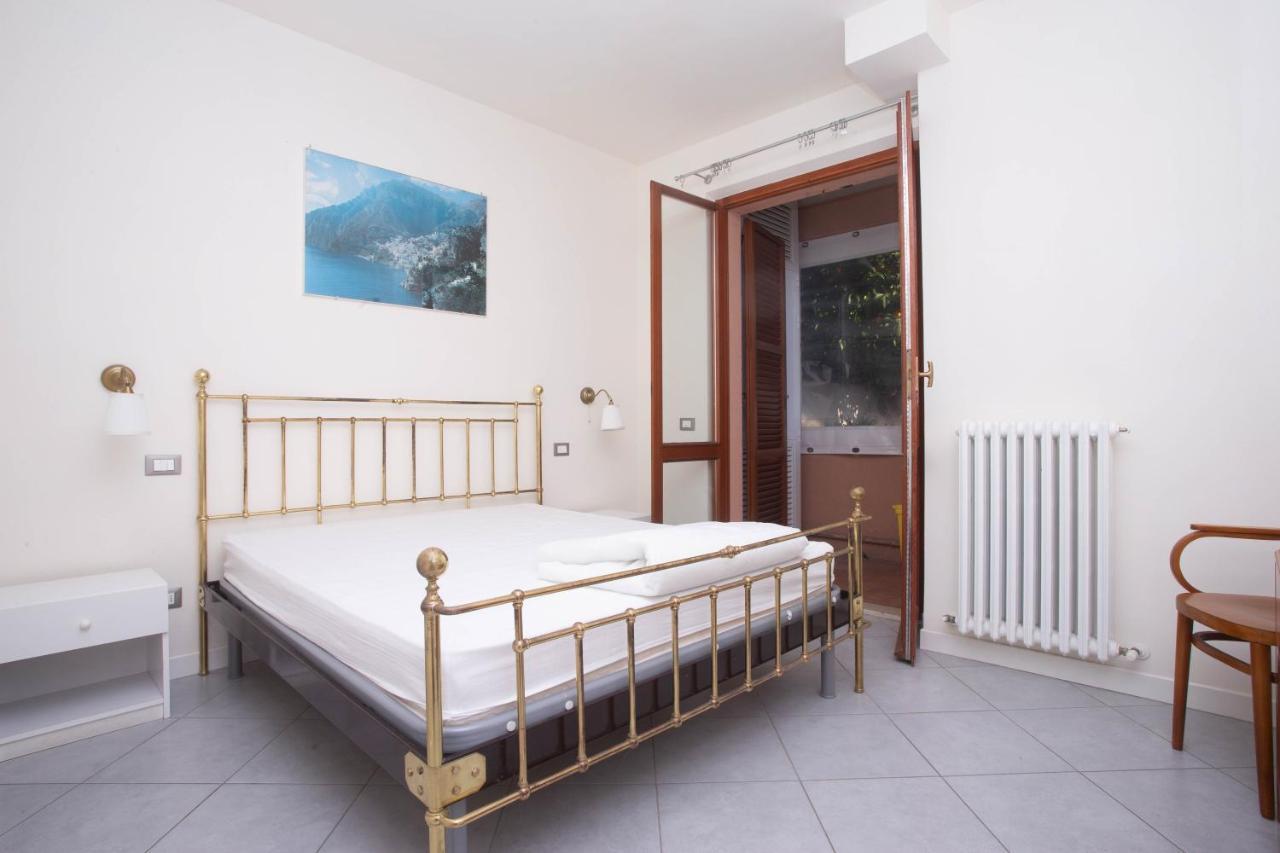 N172 - Numana, meraviglioso trilocale con giardino Sirolo Esterno foto