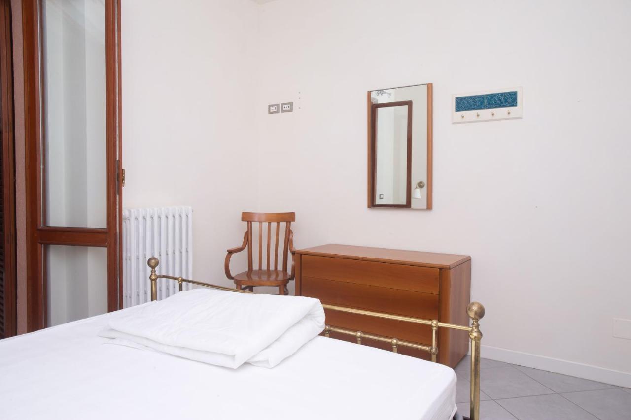 N172 - Numana, meraviglioso trilocale con giardino Sirolo Esterno foto