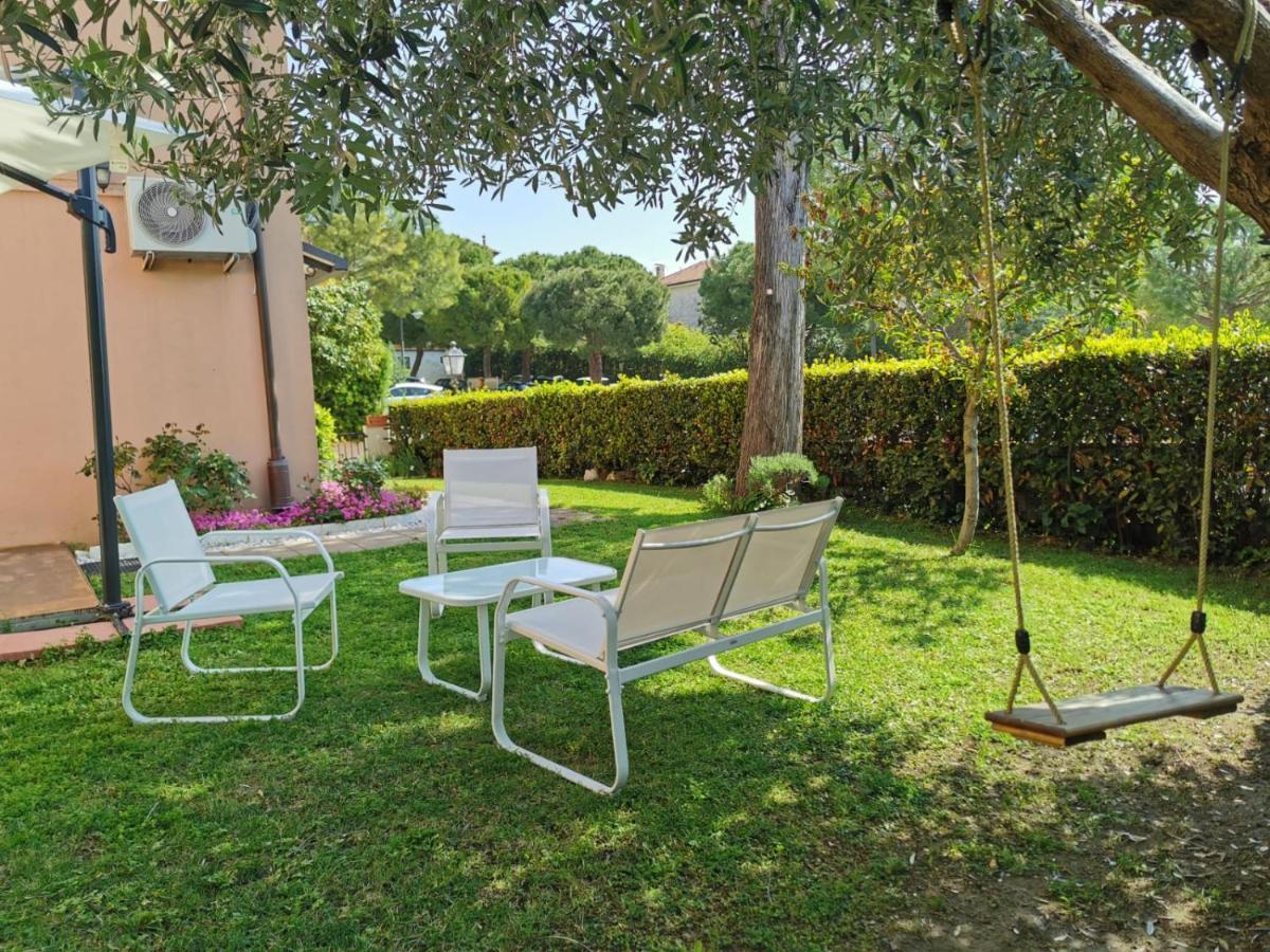N172 - Numana, meraviglioso trilocale con giardino Sirolo Esterno foto